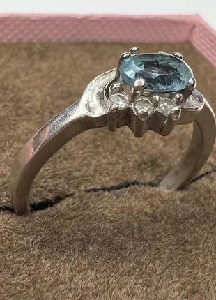 Серебряная кольца с натуральным топазом