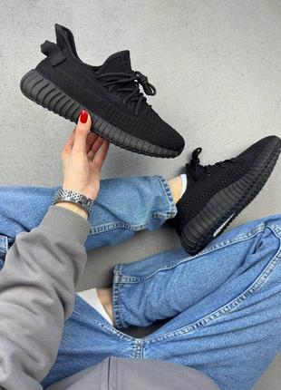 Женские кроссовки adidas yeezy boost 350 v2 onyx адедас изи буст черного цвета