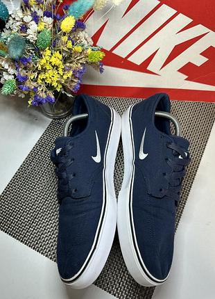 Оригінальні кеди nike 4