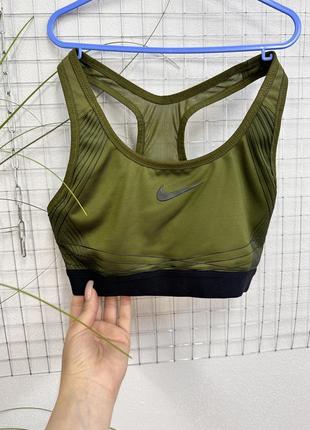 Топ nike pro