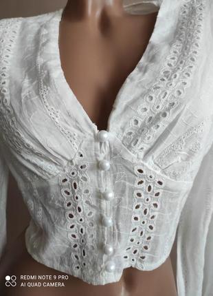 Красива блуза в прошву3 фото
