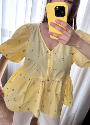 Трендова блуза з баскою7 фото
