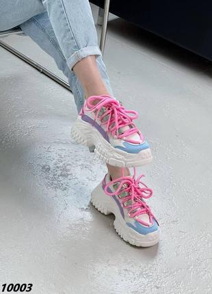 Трендовые массивные кроссовки7 фото