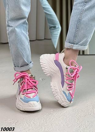 Трендовые массивные кроссовки9 фото