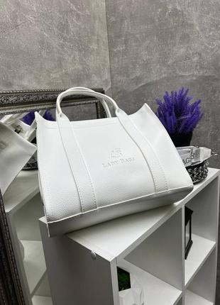 Женская стильная и качественная сумка из эко кожи белая3 фото