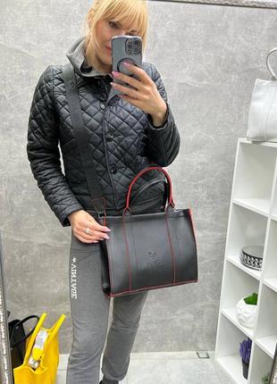 Жіноча стильна та якісна сумка з еко шкіри чорна з червоним8 фото