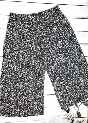 1+1=3 фірмові чорні вільні брюки штани висока посадка shein квітковий принт, розмір 56 - 587 фото