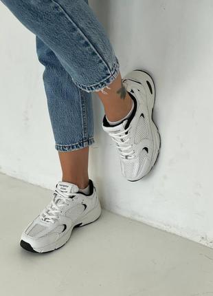 Білі кросівки з еко-шкіри та сітки, на легесенькій підошві з піни2 фото