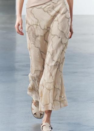 Расклешенная юбка бежевая с вышивкой zara new2 фото