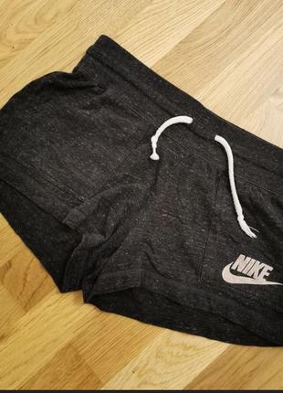 Шорти спортивні nike