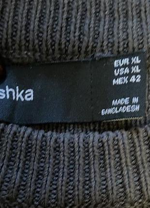 Светр з подертостями bershka 3