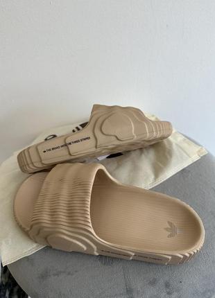 Adilette slide mocco  lxs012