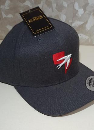 Кепка для парня (тракер) classic yupoong
