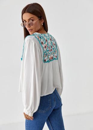 Женская блуза-накидка с вышивкой8 фото