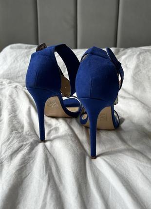 Босоножки office london синие на шпильке каблуках 37 размер яркие туфли7 фото