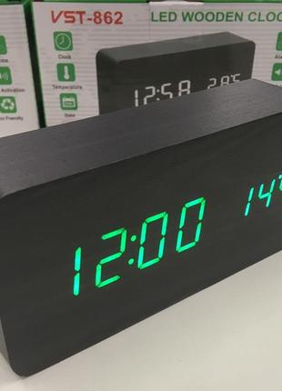 Настольные часы от сети и от батареек с зеленой подсветкой/датчик темп vst 862-4 (80)