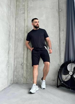 Чоловічий костюм футболка та шорти🌌