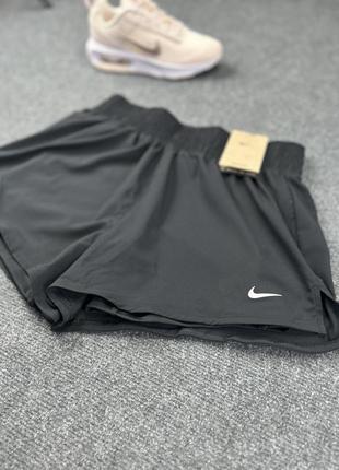 Жіночі шорти спортивні nike dri-fit one6 фото