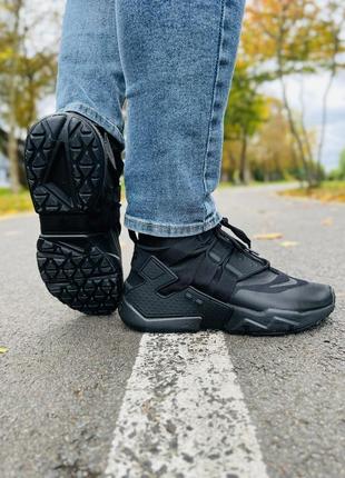 Nike huarachi gripp zip treple black  rbr1057