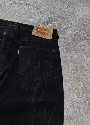 Levis stonewashed базові прямі джинси левайс чорні5 фото