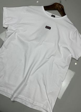 Мужская футболка hugo boss