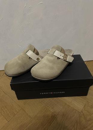 Замшеві капці, клоги tommy hilfiger (типу birkenstock)