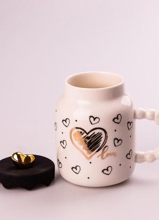 Кружка керамическая creative show ceramic cup 400мл с крышкой чашка с крышкой белая с черными сердечками +2 фото