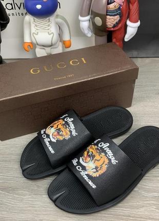 Шльопанці gucci gg supreme tigers black