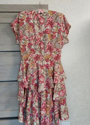 Винтажное платье 80 годов🔹цветочный принт🔹v-горловина🔹ярусный низ yessica(размер 12-14)4 фото
