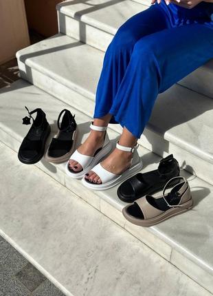 Стильные женские босоножки в мокко белом и черном цвете ❤️❤️❤️❤️