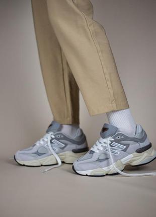 Жіночі кросівки new balance 9060 light grey