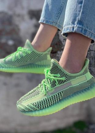 Жіночі кросівки adidas yeezy boost 350 лимонні