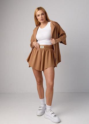 Трикотажний костюм з шортами кльош і сорочкою oversize