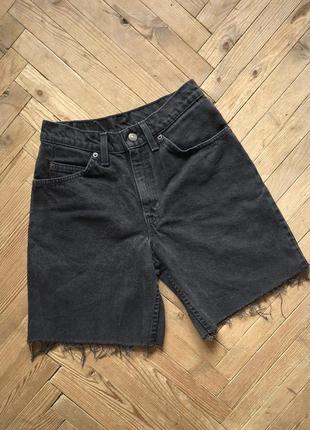 Винтажные графитовые серые джинсовые шорты levi's шорты levi's mom винтаж высокая посадка талия1 фото