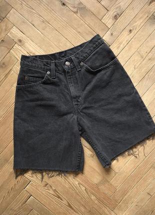 Винтажные графитовые серые джинсовые шорты levi's шорты levi's mom винтаж высокая посадка талия2 фото