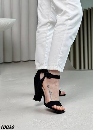 Черные женские босоножки на каблуке каблуке замшевые9 фото