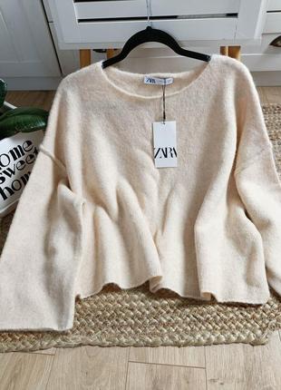 Широкий бежевий теплий трикотажний светр від zara*