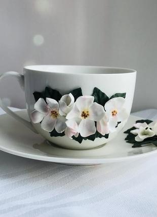 Чайная/кофейная пара с декором из полимерной глины «яблоневый цвет»