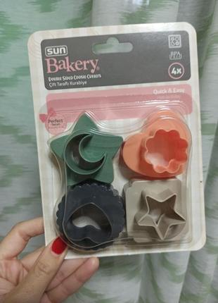 Класний набір форм для випічки, печива