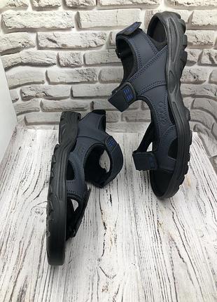 Чоловіче шкіряне взуття чоловічі літні сандалі чоловічі шкіряні сандалі на липучках для міста3 фото