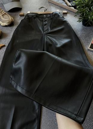 Шикарные палаццо клеш кожаные от львайс levi's оригинал черные на невысокий рост4 фото