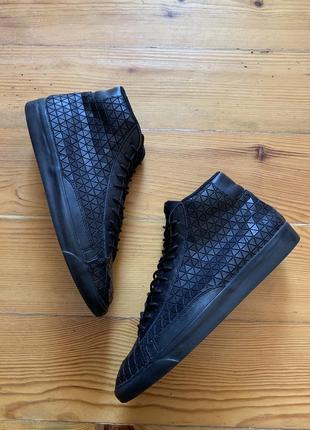 Nike blazer mid metric qs triple black чоловічі чорні високі кросівки кеди