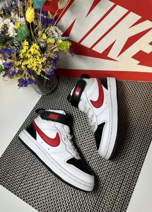 Оригінальні кросівки nike3 фото