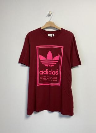 Adidas чоловіча оригінальна футболка