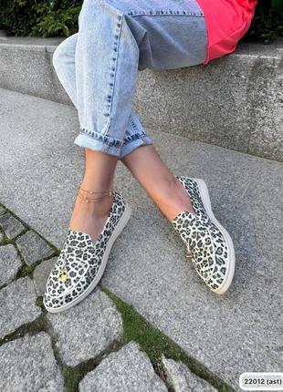 Кожаные женские леопардовые туфли лоферы из натуральной кожи лео принт5 фото