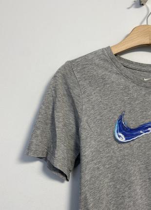 Nike жіноча оригінальна футболка5 фото