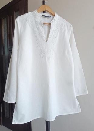 Белая льняная легкая рубашка/ туника удлиненная с вышивкой