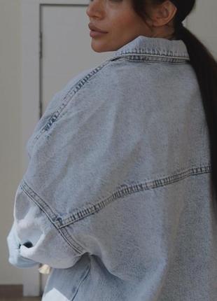 Куртка сорочка джинсова💙 очень стильная и красивая куртка! курточка рубашка джинс7 фото