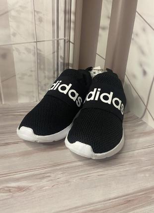 Кроссовки adidas🌿42р