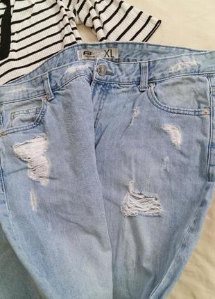 Рвані джинси, джинси з потертостями, мом джинси5 фото